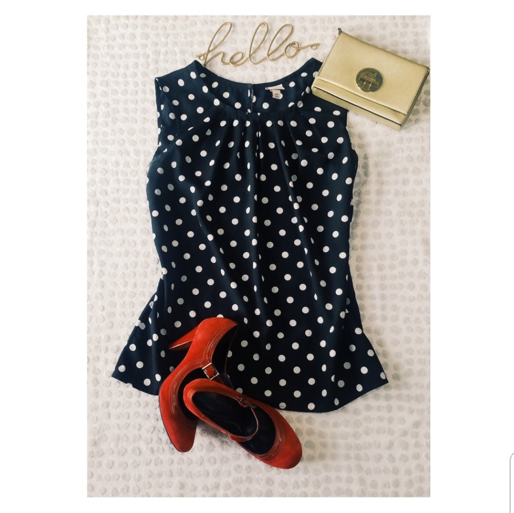 Polka Dot sleeveless shirt